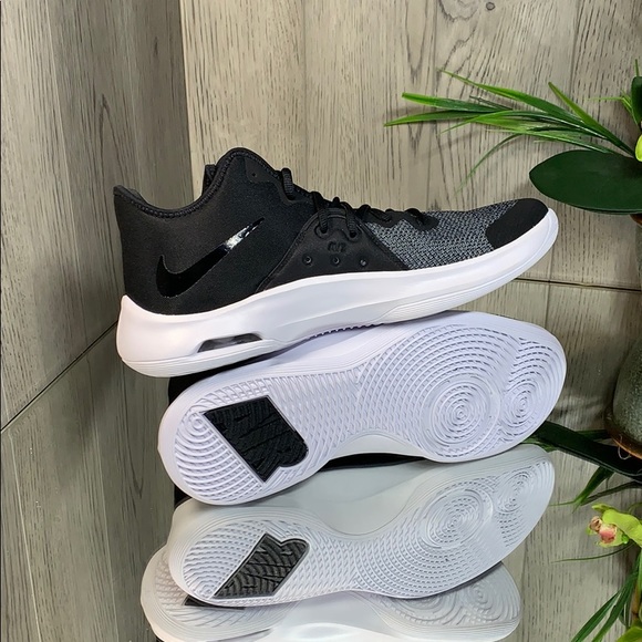 ❤️ Nike Air Versitile III black/black-white-dark g - Picture 7 of 8